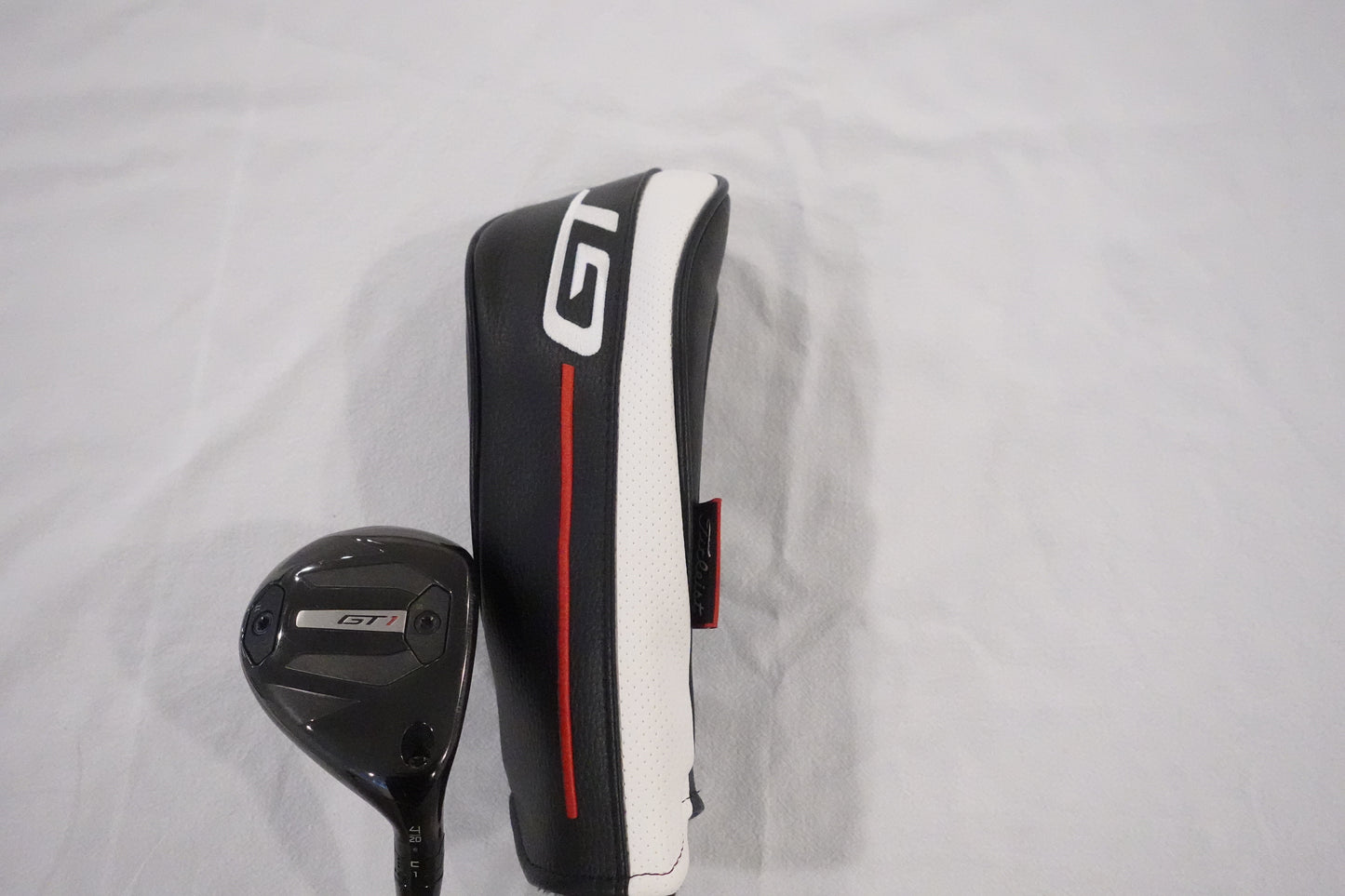 Titleist GT1 4 Hybrid - Right Handed - Regular Flex