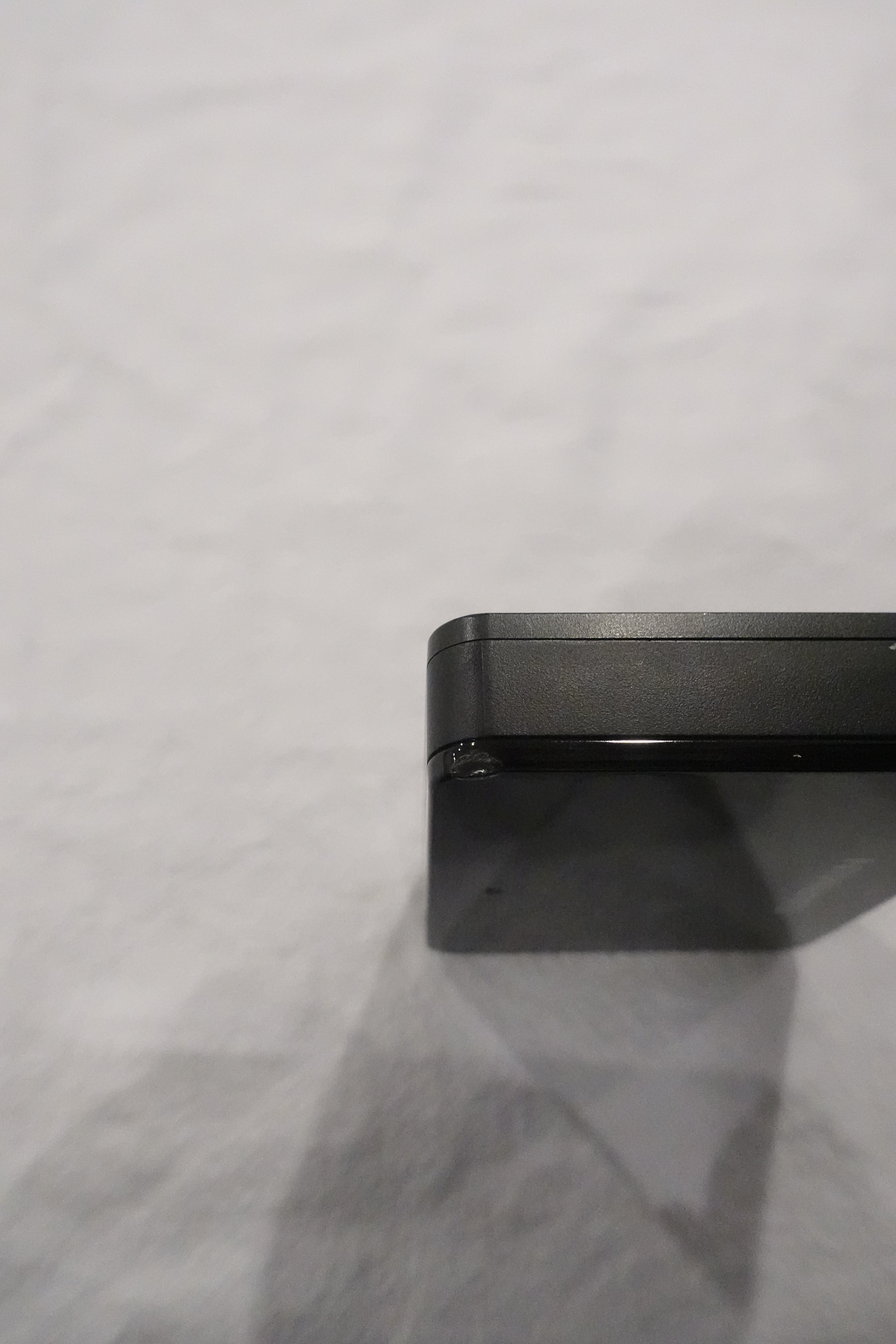 Used Garmin R10 Launch Monitor with Adjustable Garmin R10 stand