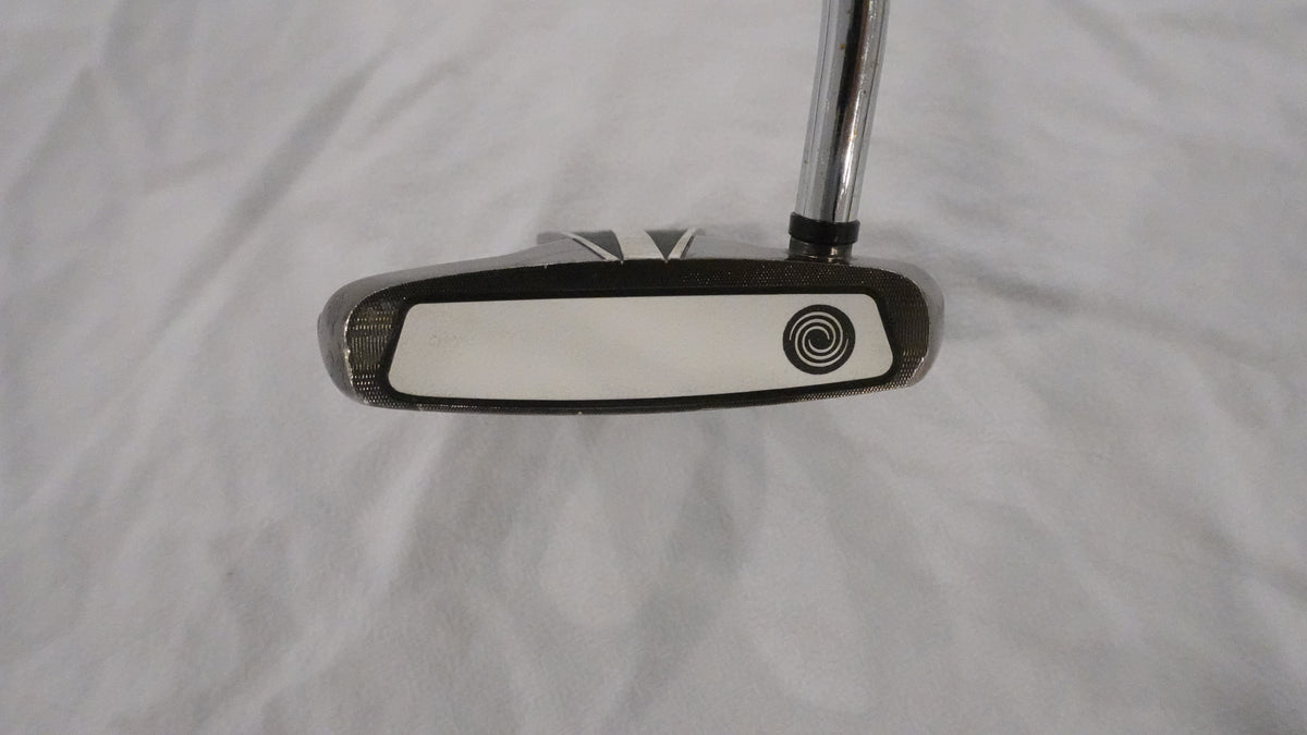 Odyssey White Ice Dart Long Broomstick Putter - Right Handed - 48"(New Grip)