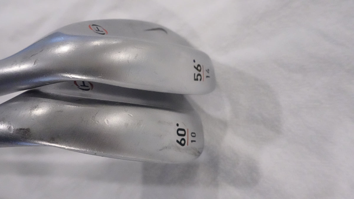 Nike SV Tour 56和60度挖起杆 - 右手 - 硬杆身